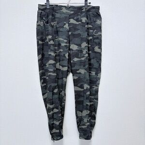 Old Navy Active Stretchtech Joggers - Green Camo, XL